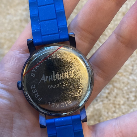 Watch - Picture 3 of 3